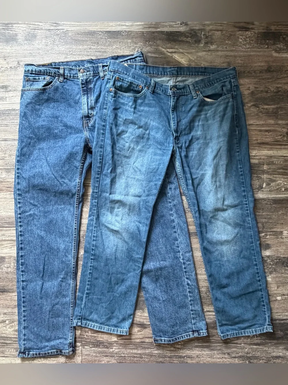 Lot of 2 Levi’s blue denim straight leg jeans men’s 514 38x30 & 505 38x32